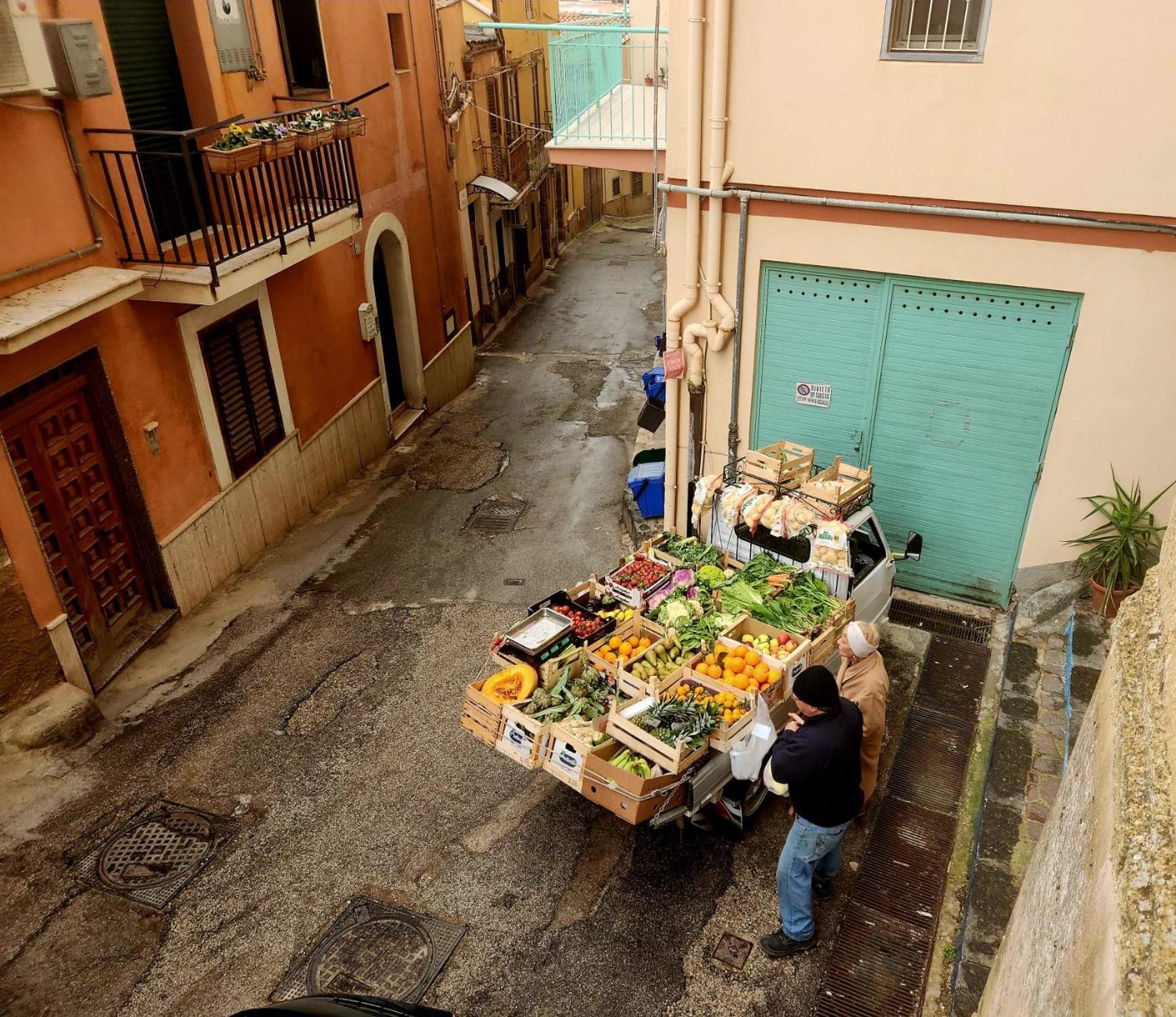 La Sedia Rossa Historical Centre Apartment Agrigento Bagian luar foto