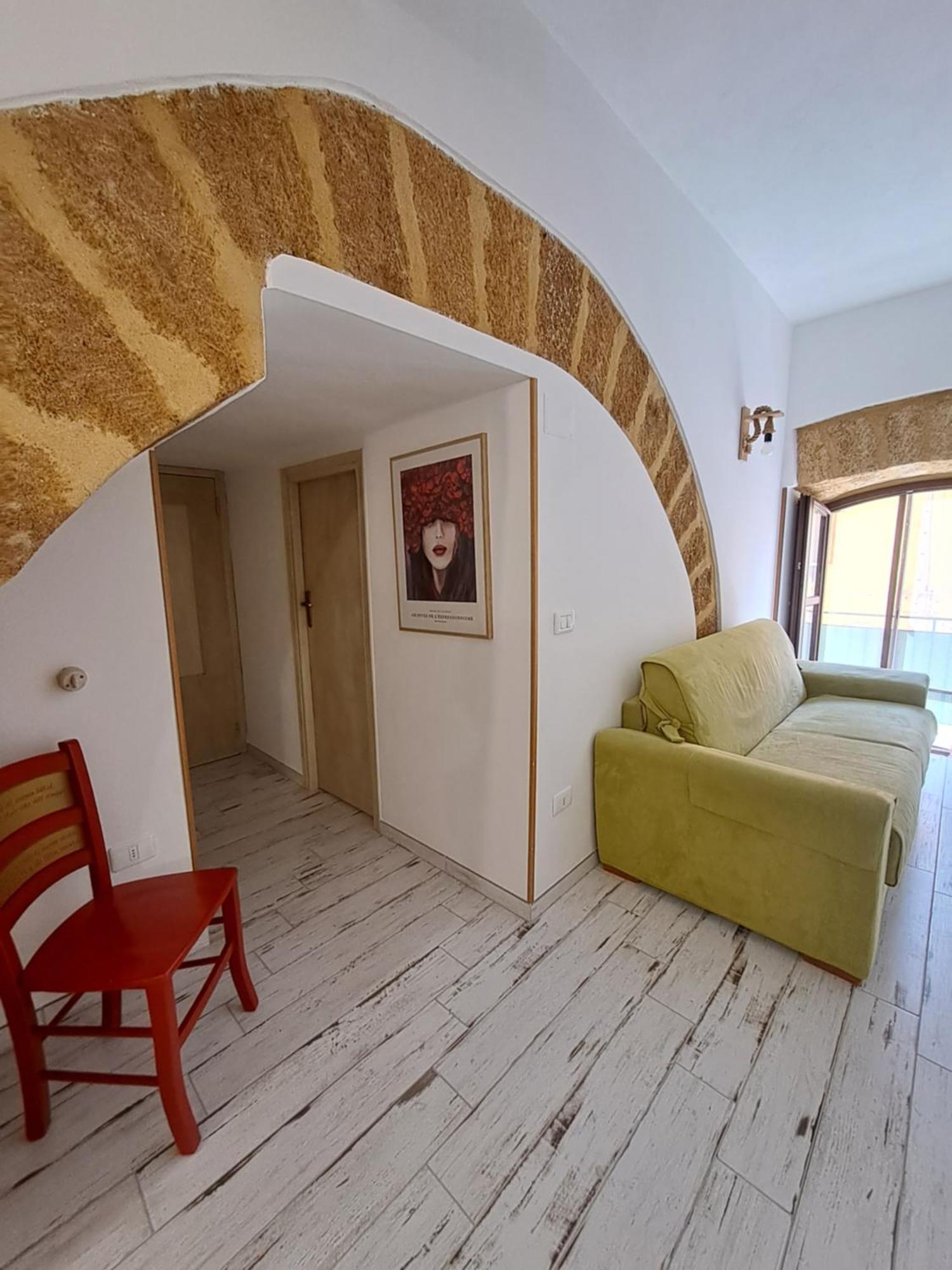 La Sedia Rossa Historical Centre Apartment Agrigento Bagian luar foto